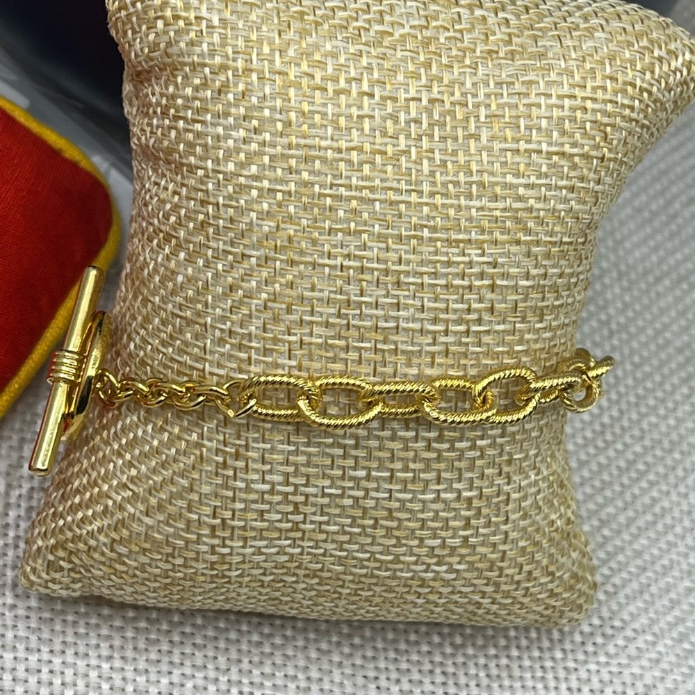 Vintage Chunky Gold Toggle Bracelet – Bold 80s/90s Statement Piece - Picture 9 of 13